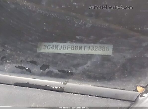 3C4NJDFB8NT132386 2022 JEEP COMPASS White Widok komory silnika