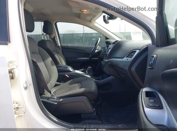 3C4PDCBB4KT845636 2019 DODGE JOURNEY Белый Вид салона спереди