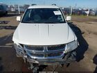 2019 Dodge Journey Se White vin: 3C4PDCBB9KT732037