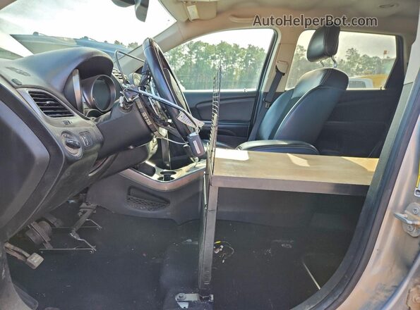 3C4PDCGG5KT838439 2019 DODGE JOURNEY Серебряный Вид панели приборов