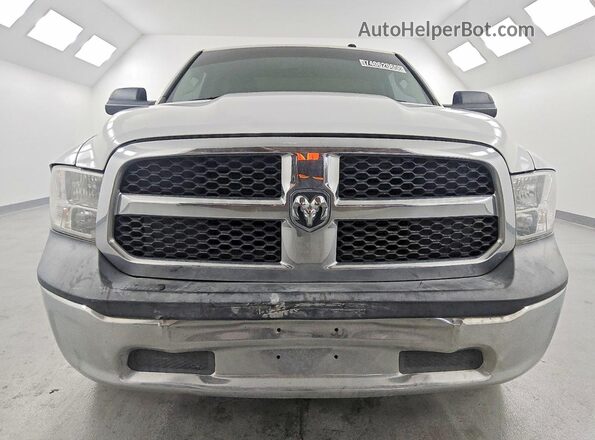 3C6JR6DM3GG390311 2016 RAM 1500 White Widok z przodu
