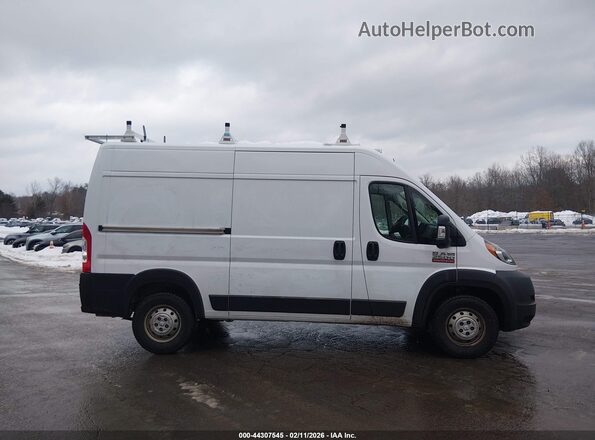 3C6LRVCG8NE102810 2022 RAM PROMASTER 2500 White Widok wnętrza z tyłu