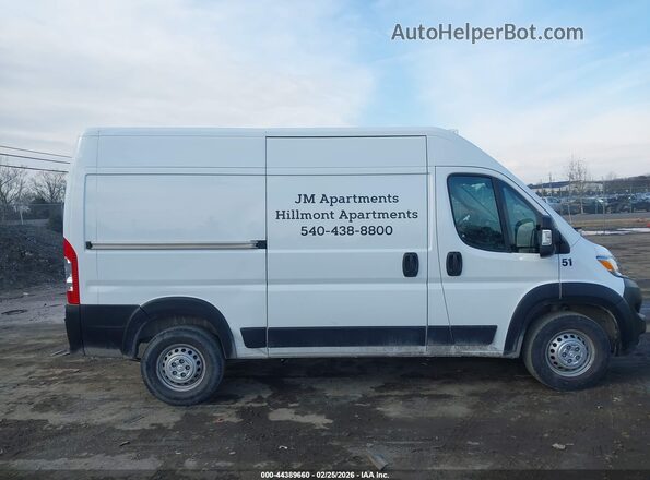 3C6LRVCGXRE111420 2024 RAM PROMASTER 2500 White Vista interior trasera
