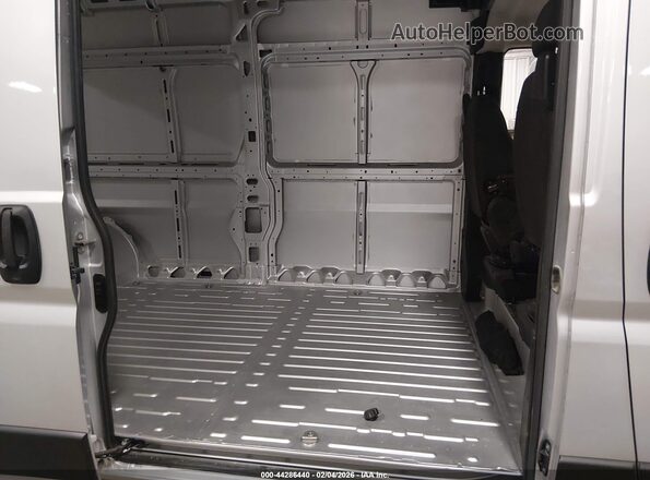 3C6LRVDG3SE554870 2025 RAM PROMASTER 2500 Серебряный Вид наклейки с VIN-кодом