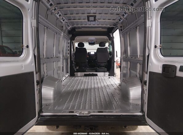 3C6LRVDG3SE554870 2025 RAM PROMASTER 2500 Серебряный 