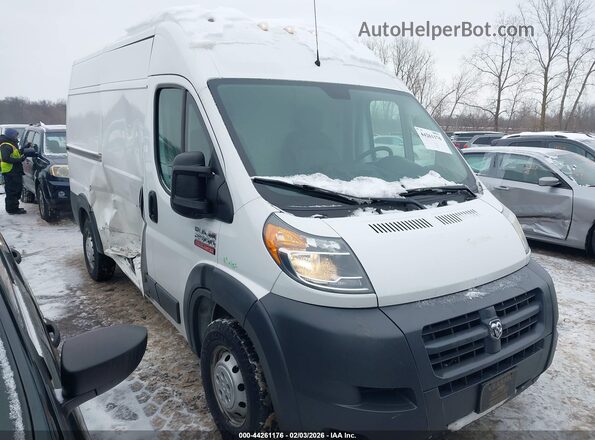 3C6TRVCG1JE154760 2018 RAM PROMASTER 2500 Белый Передняя правая четверть