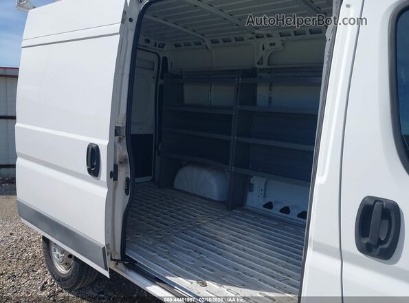 3C6TRVCG5JE118036 2018 RAM PROMASTER 2500 White Вид наклейки з VIN-кодом
