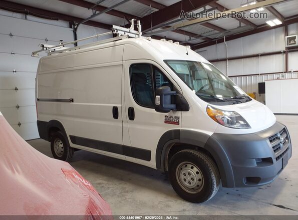 3C6TRVCG5JE118036 2018 RAM PROMASTER 2500 White Вид задньої частини салону