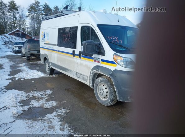 3C6TRVDG2JE124293 2018 RAM PROMASTER 2500 Белый Передняя правая четверть