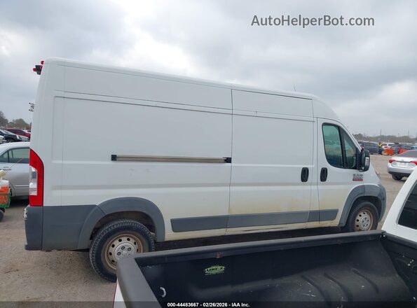 3C6TRVDG9HE537824 2017 RAM PROMASTER 2500 Белый Вид задней части салона