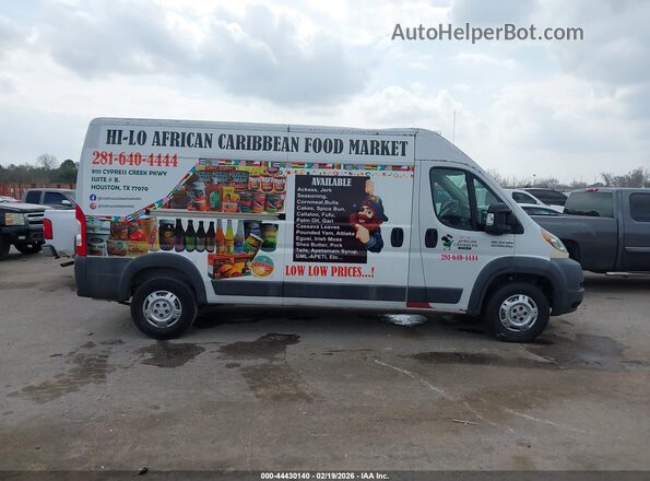 3C6TRVDGXGE100994 2016 RAM PROMASTER 2500 Белый Вид задней части салона