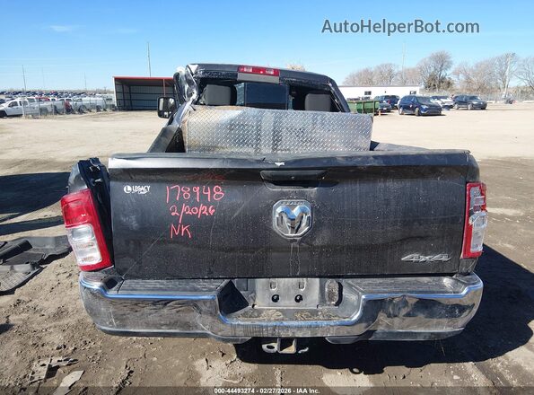 3C6UR5CLXRG237654 2024 RAM 2500 Черный 
