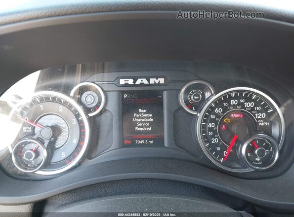 3C6UR5DL2PG537846 2023 RAM 2500 White უკანა სავარძლების ხედი