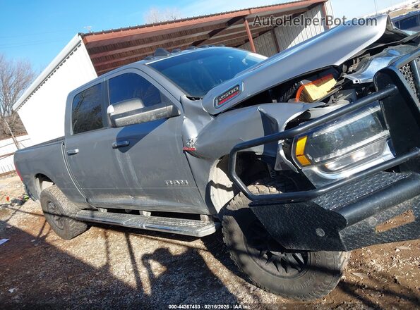 3C6UR5DL7KG689291 2019 RAM 2500 Silver Widok wnętrza z tyłu