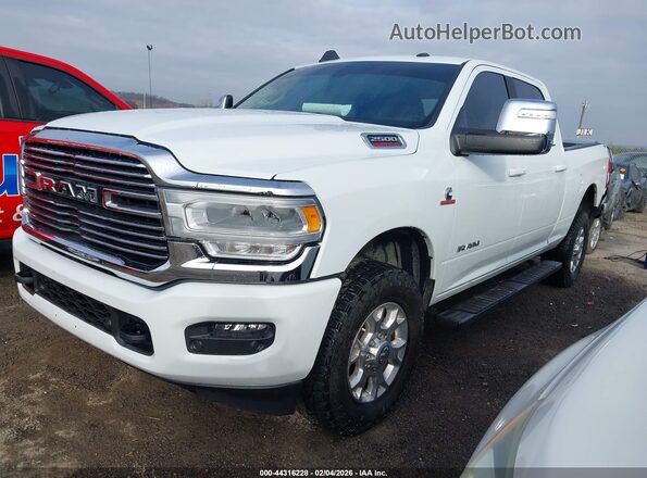 3C6UR5FL7RG341076 2024 RAM 2500 Белый Передняя левая четверть