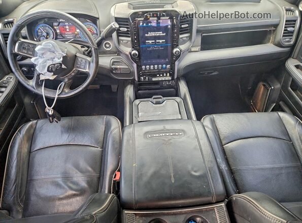 3C6UR5SL9LG103503 2020 RAM 2500 Серый Вид панели приборов