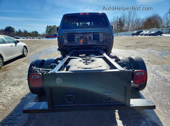 3C7WRNEL8RG275305 2024 RAM 5500 Gray Rear view