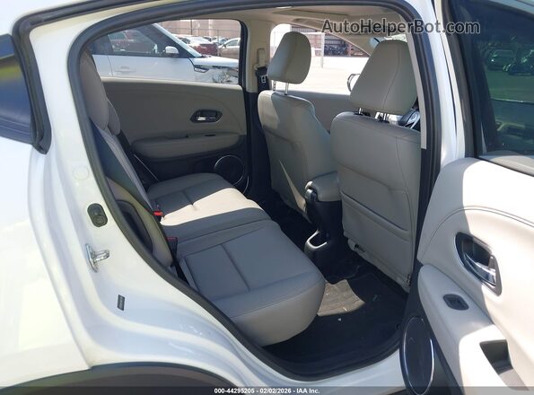3CZRU5H74JM711784 2018 HONDA HR-V White Vista de la etiqueta del VIN