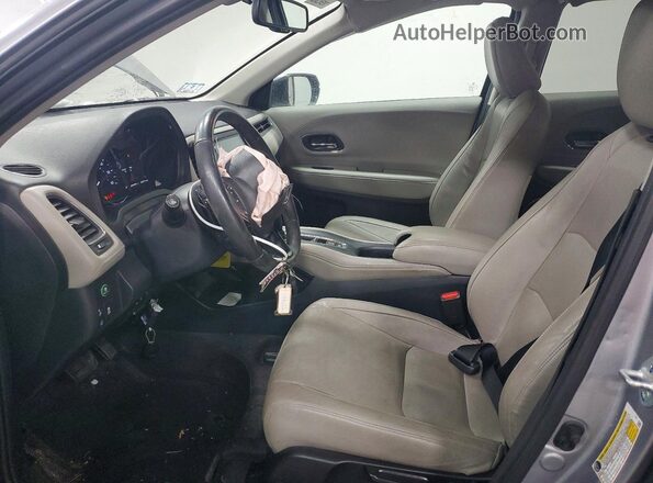 3CZRU5H77MM720399 2021 HONDA HR-V Серебряный Вид салона спереди