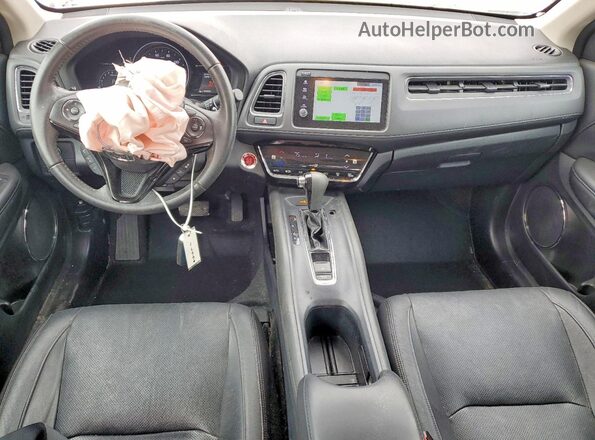 3CZRU5H78KM709716 2019 HONDA HR-V Красный Вид панели приборов