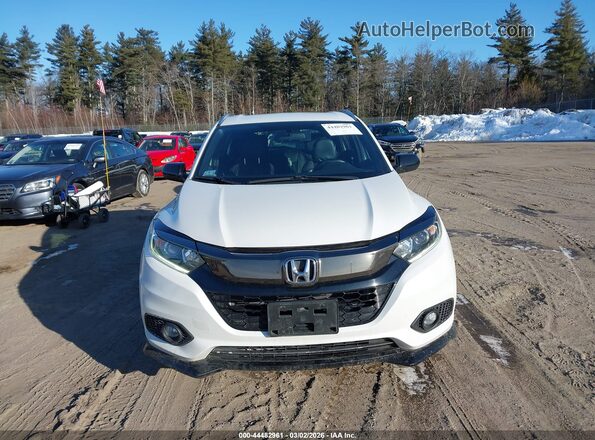 3CZRU6H12LM700335 2020 HONDA HR-V Белый Вид задней части салона
