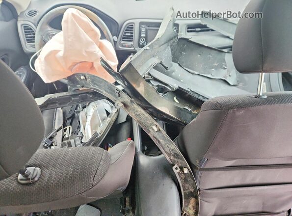 3CZRU6H37GM727005 2016 HONDA HR-V Green Widok deski rozdzielczej
