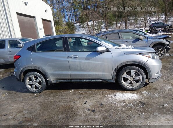 3CZRU6H38JM705411 2018 HONDA HR-V Серебряный Вид задней части салона