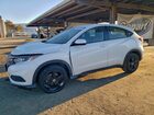 2022 Honda Hr-v Lx White vin: 3CZRU6H3XNM706887