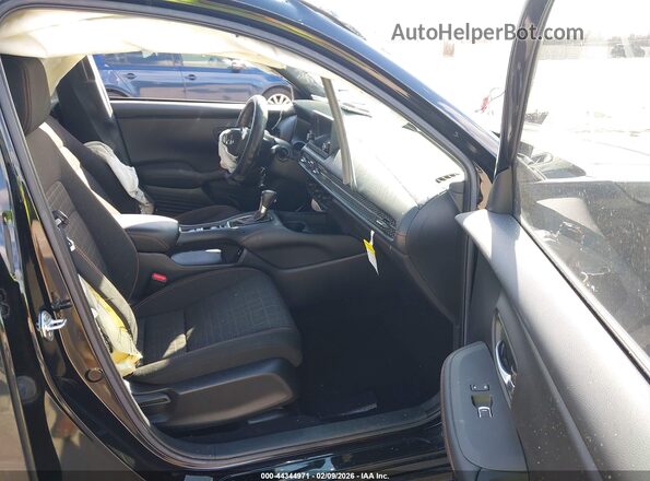 3CZRZ1H59RM723031 2024 HONDA HR-V Черный Вид салона спереди