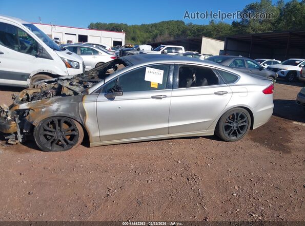 3FA6P0CD1KR264678 2019 FORD FUSION Серебряный Вид задней части салона