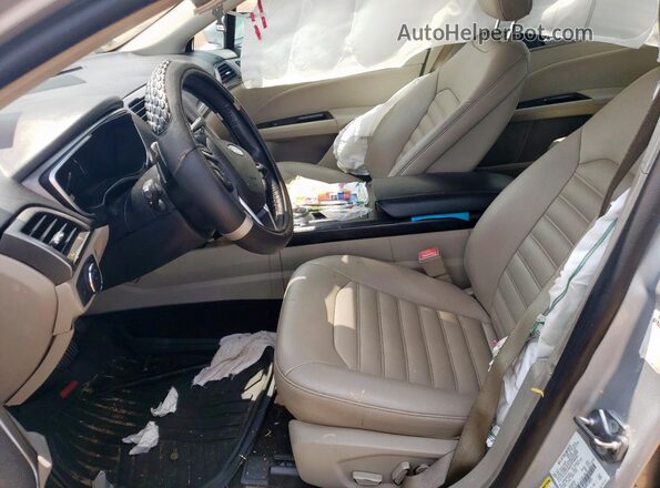 3FA6P0CD6KR150255 2019 FORD FUSION Silver Widok wnętrza z przodu