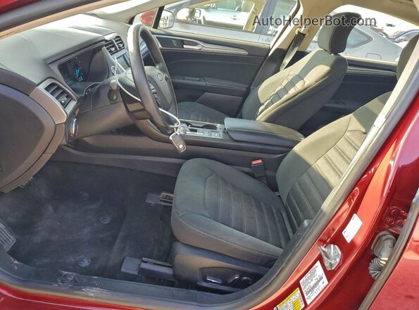 3FA6P0H71JR272541 2018 FORD FUSION Красный Вид салона спереди