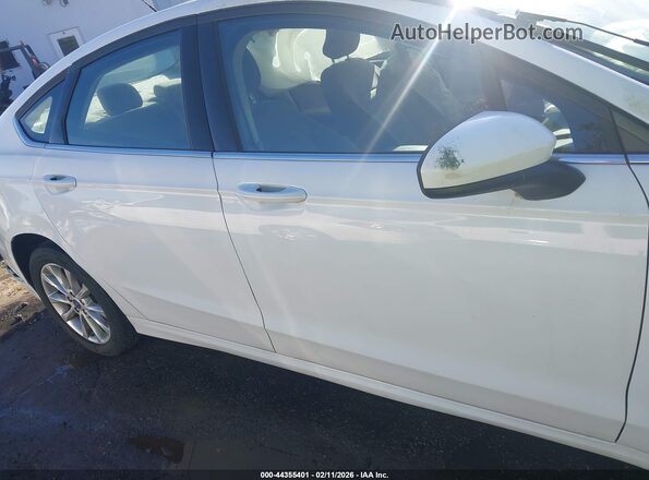 3FA6P0H74HR198641 2017 FORD FUSION Белый Вид щитка приборов