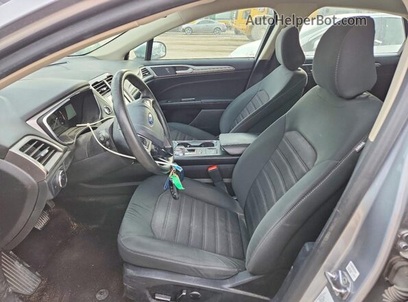 3FA6P0H77LR118547 2020 FORD FUSION Серебряный Вид салона спереди