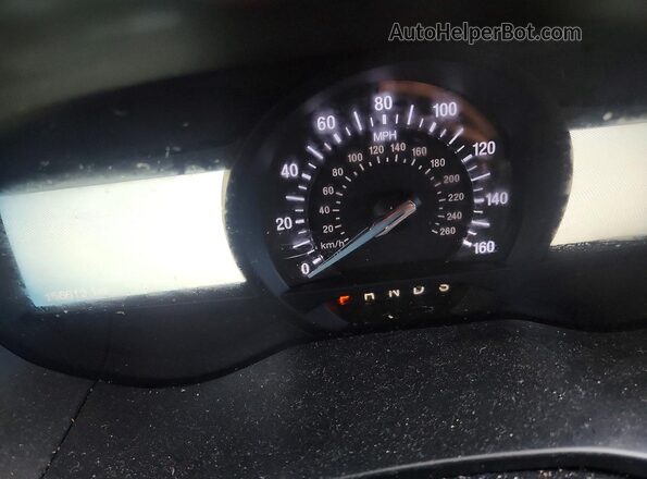 3FA6P0HD0JR238418 2018 FORD FUSION Красный Вид щитка приборов