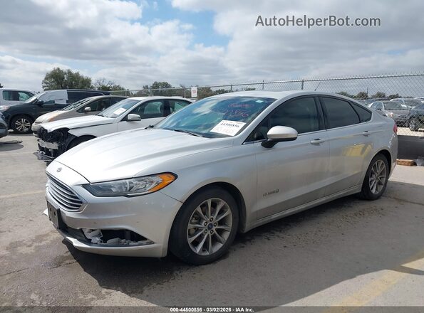 3FA6P0LU2HR336643 2017 FORD FUSION HYBRID Silver Przód lewy