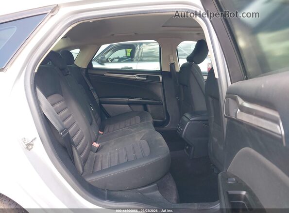 3FA6P0LU2HR336643 2017 FORD FUSION HYBRID Silver Widok naklejki z numerem VIN