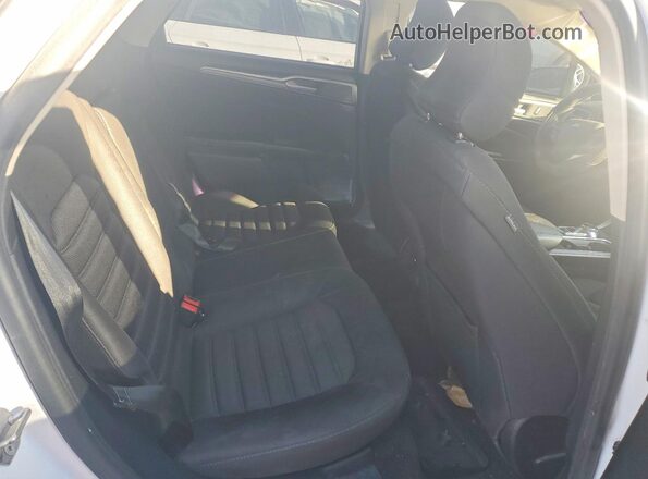 3FA6P0LU2JR116263 2018 FORD FUSION Белый Вид задних сидений