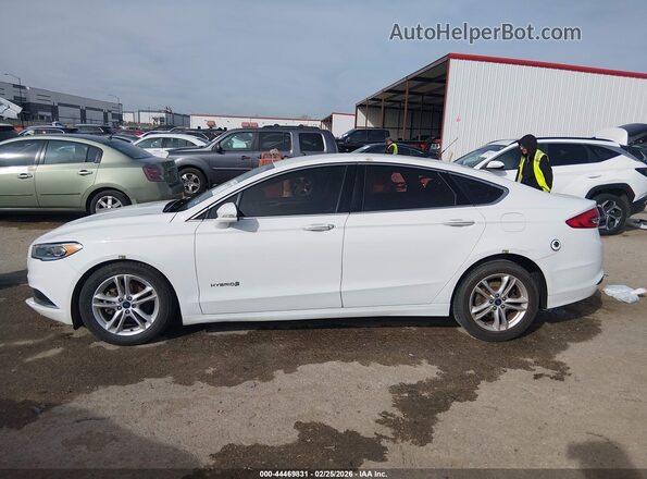 3FA6P0LU3JR129846 2018 FORD FUSION HYBRID White Widok wnętrza 360 stopni