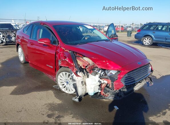 3FA6P0LU6GR389375 2016 FORD FUSION HYBRID Красный Вид спереди