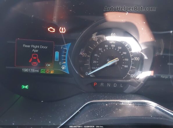 3FA6P0LUXJR123798 2018 FORD FUSION HYBRID Silver Widok tylnych siedzeń