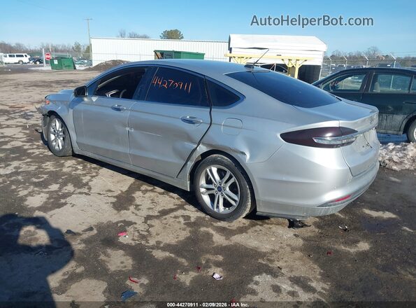3FA6P0LUXJR123798 2018 FORD FUSION HYBRID Silver Tył lewy