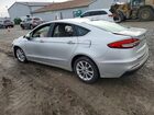 2019 Ford Fusion Se Серебряный vin: 3FA6P0LUXKR262153
