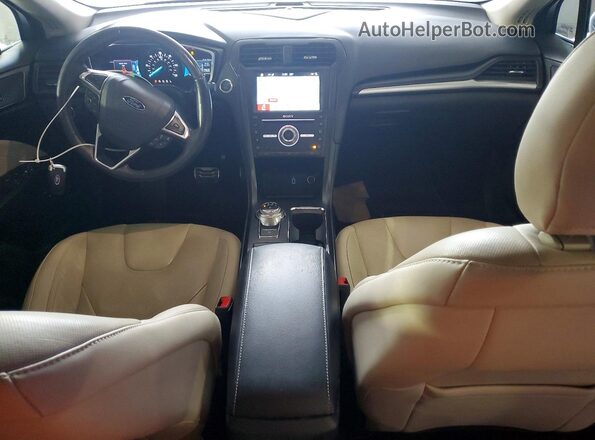 3FA6P0RU7JR120526 2018 FORD FUSION Синий Вид панели приборов