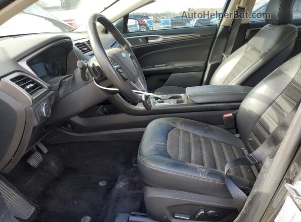 3FA6P0T92HR307395 2017 FORD FUSION Серый Вид салона спереди