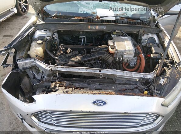 3FA6P0UU9GR251506 2016 FORD FUSION HYBRID Серебряный Вид сзади