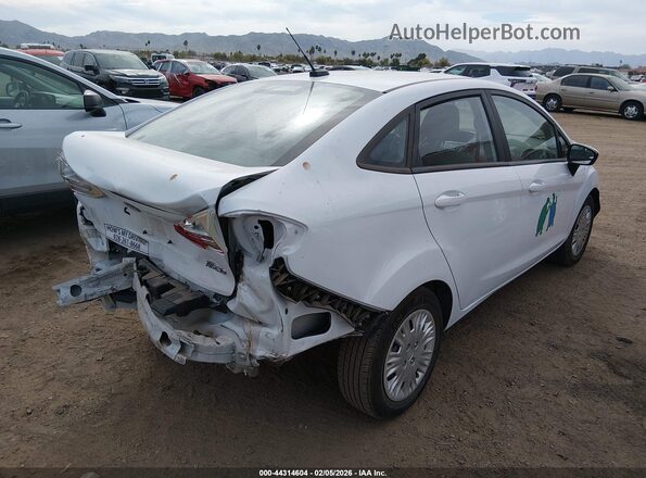 3FADP4AJ4HM137890 2017 FORD FIESTA White Vista frontal