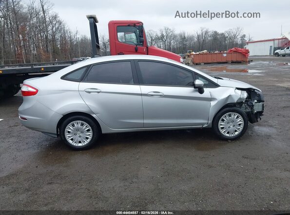 3FADP4AJ6KM126333 2019 FORD FIESTA Серебряный Вид задней части салона