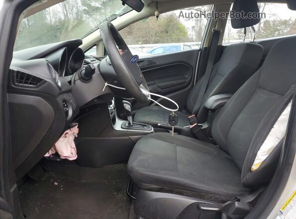 3FADP4BJ0KM120896 2019 FORD FIESTA Silver Front interior view