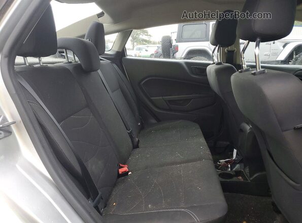 3FADP4BJ0KM120896 2019 FORD FIESTA Silver Rear seats view